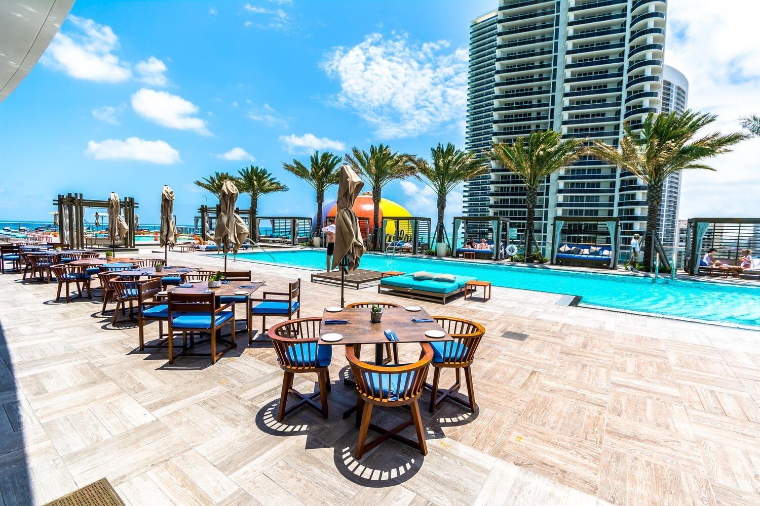 Lyfe Resort & Residences Aparthotel