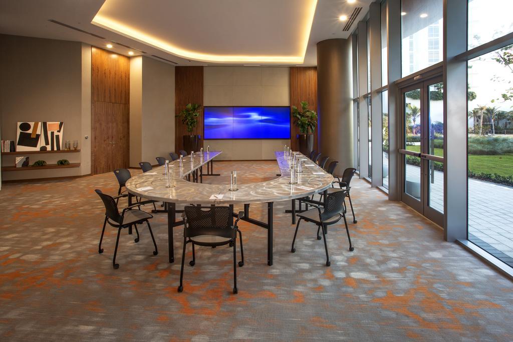 Aparthotel Lyfe Resort & Residences 4*
