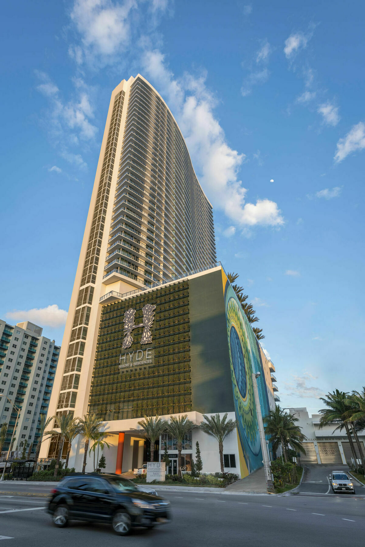 Aparthotel Lyfe Resort & Residences 4*